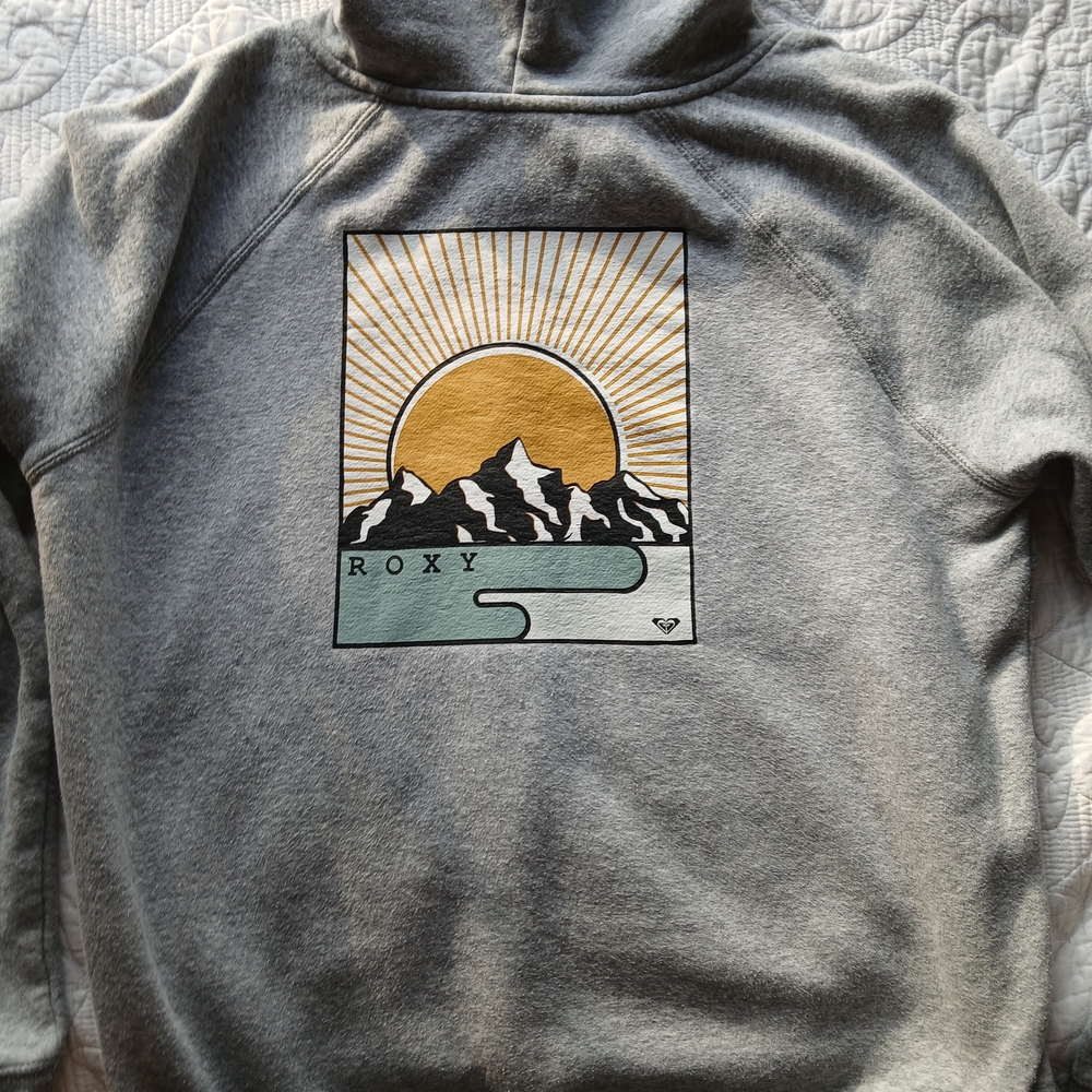 Roxy Heather Gray Sun and Mountain Hoodie